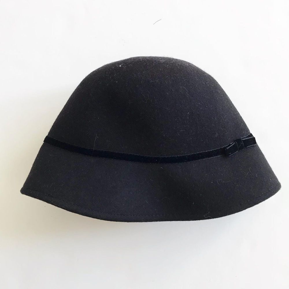 Gymboree black 100% wool velvet bow hat EUC size S